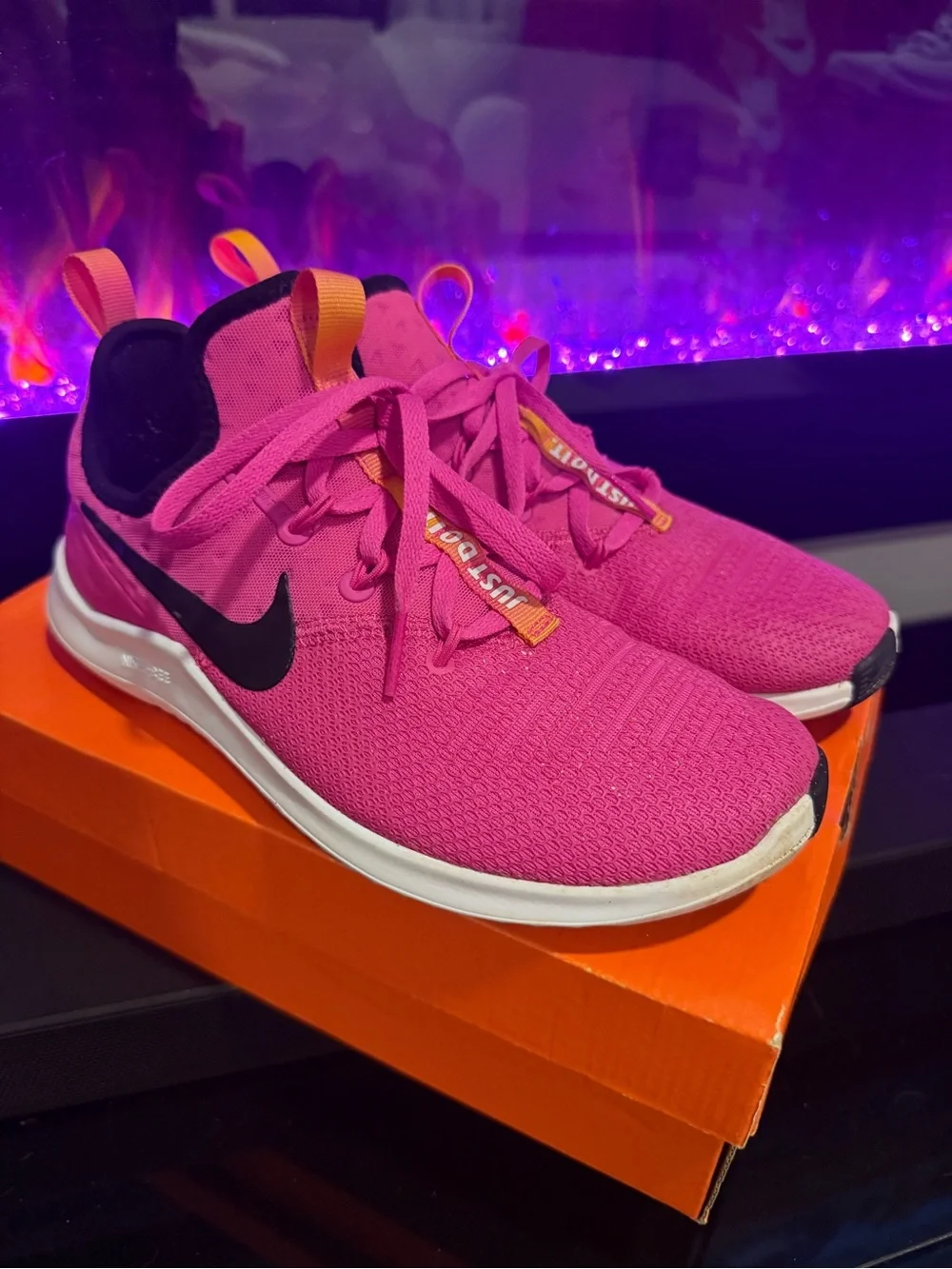 Nike Women's Magenta Free Run 5.0